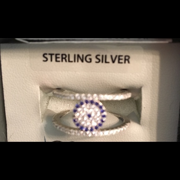 Ring - Picture 2 of 6